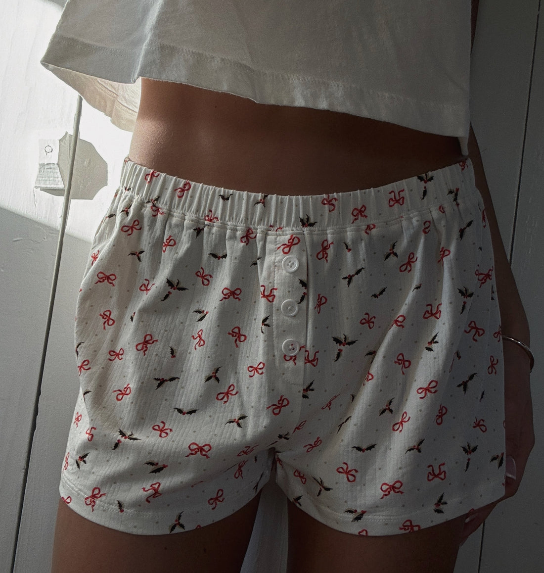 Pajama Shorts in Christmas Bows