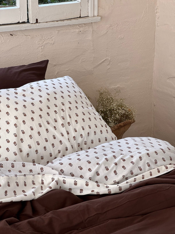 Jersey Pillowcase Set - Chestnut Floral