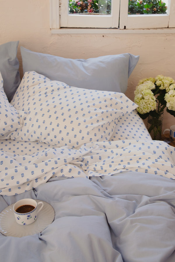 The Bluebell Floral Bedding Kit