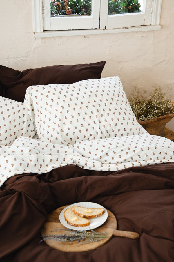 The Chestnut Floral Bedding Kit