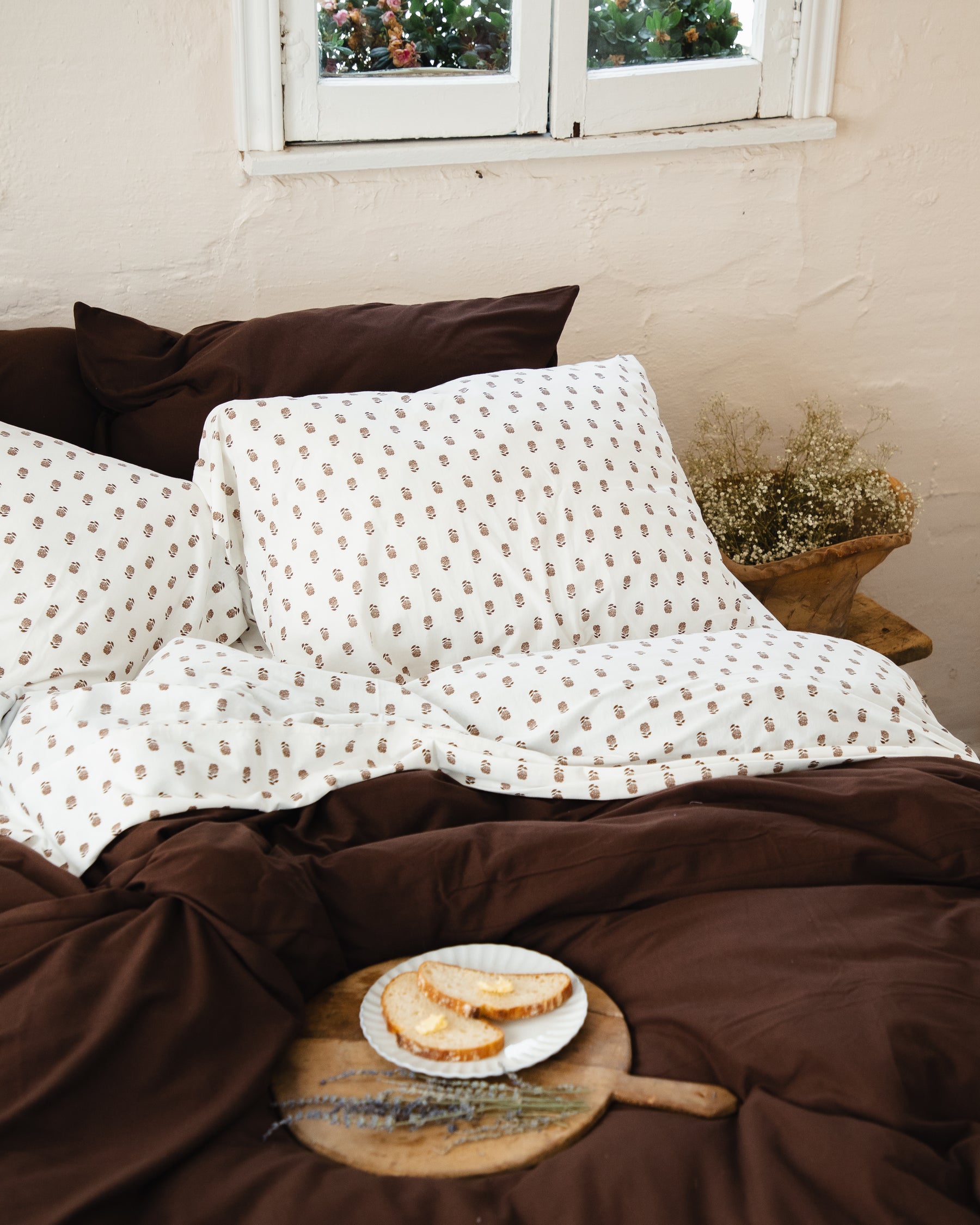 The Chestnut Floral Bedding Kit