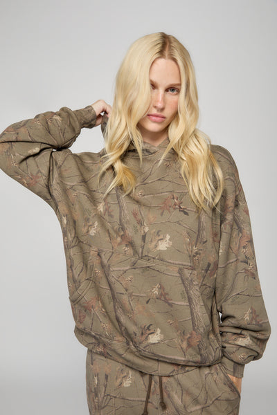 The Boyfriend Hoodie - Evergreen Camo/Pink