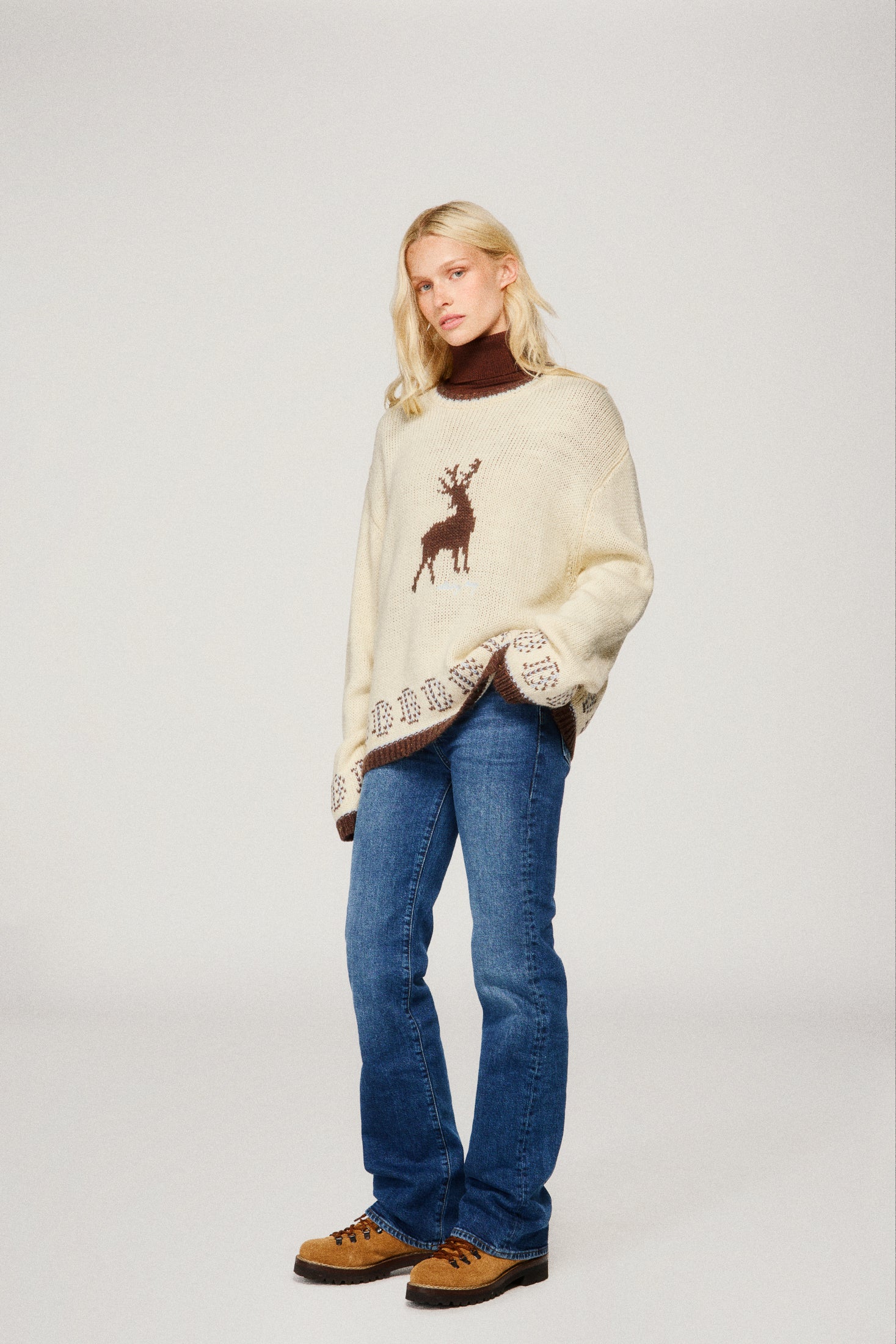 Deer Sweater - Soft Cream