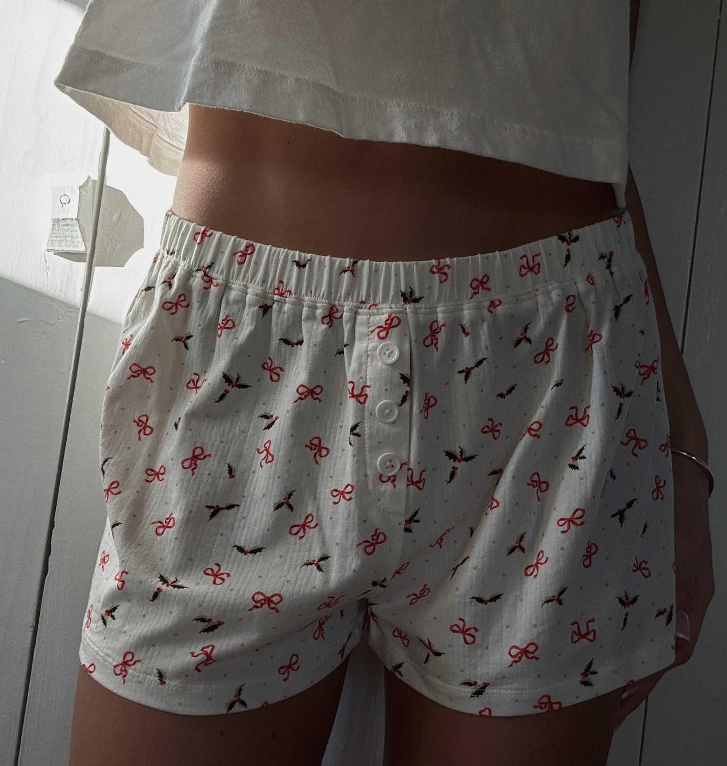 Pajama Shorts in Christmas Bows