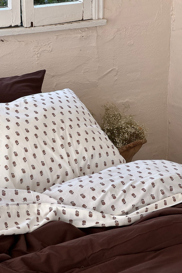 Jersey Pillowcase Set - Chestnut Floral