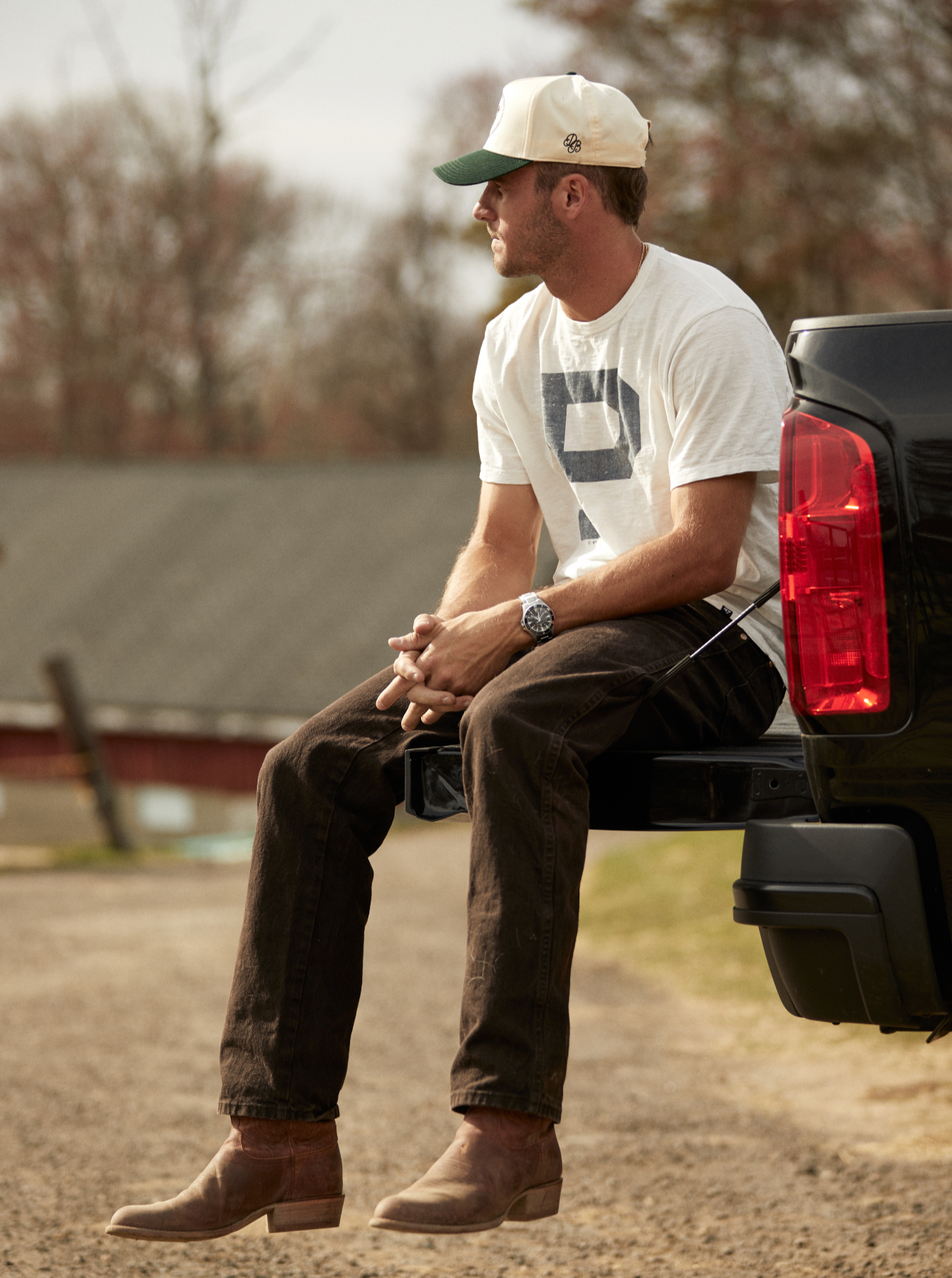 Mustang Trucker Hat - Cream